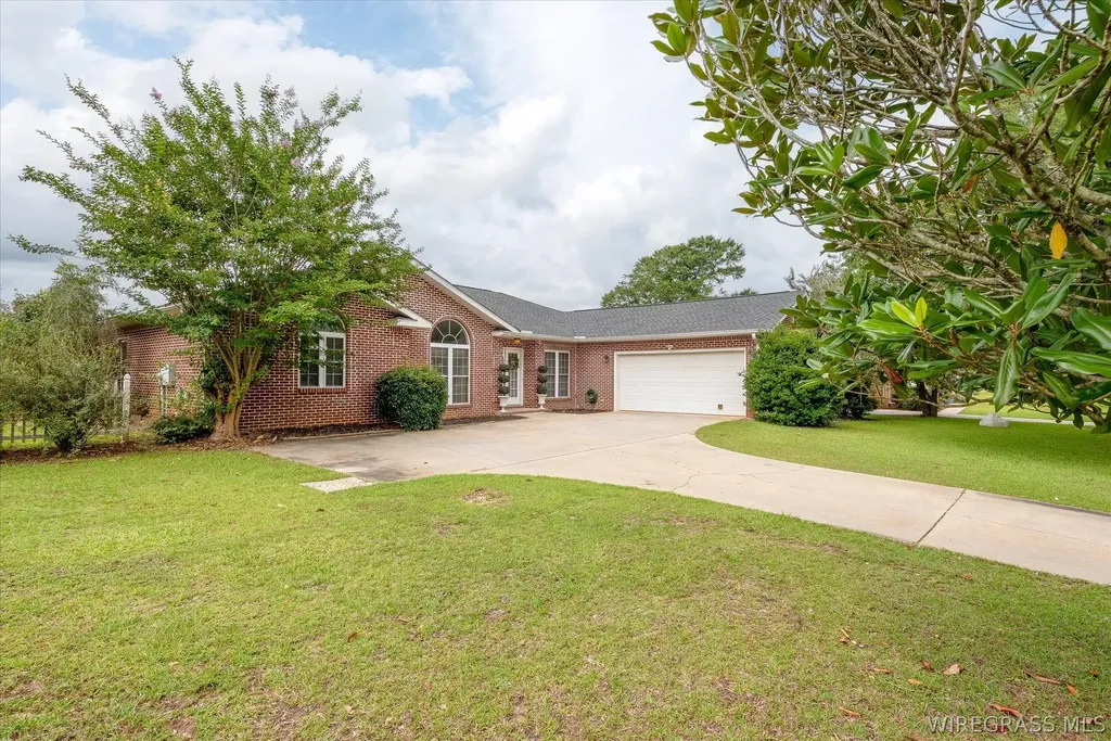 274 County Road 680 Road Coffee Springs AL 36318
