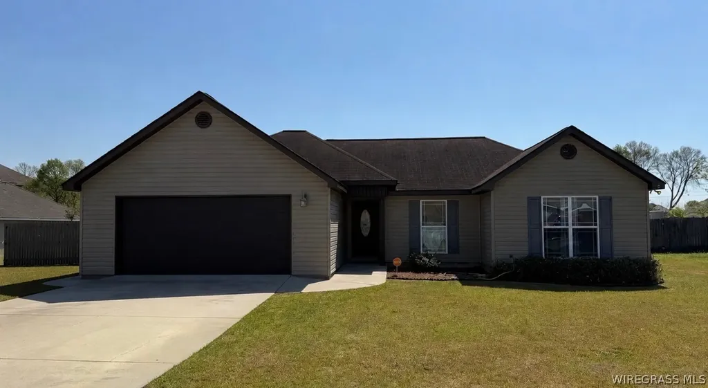 188 Abigail Court Daleville AL 36322
