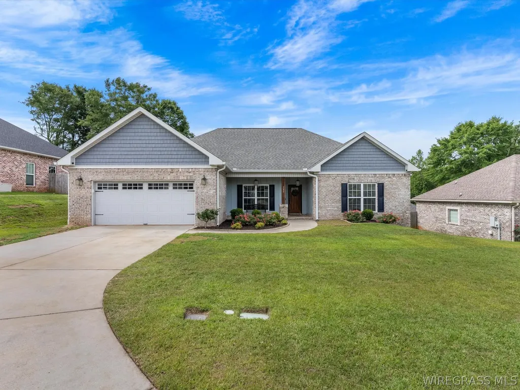 125 Birchwood Place Enterprise AL 36330