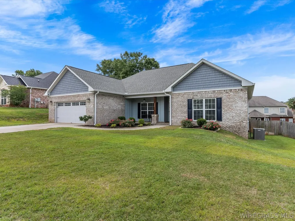 125 Birchwood Place Enterprise AL 36330