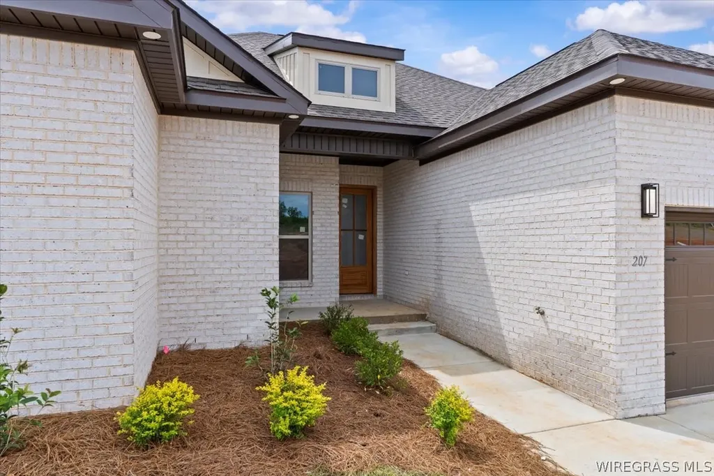 207 Oxford Drive Enterprise AL 36330