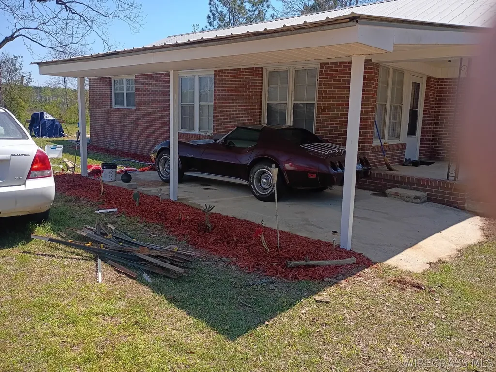 23938 Rosin Ridge Road Red Level AL 36474