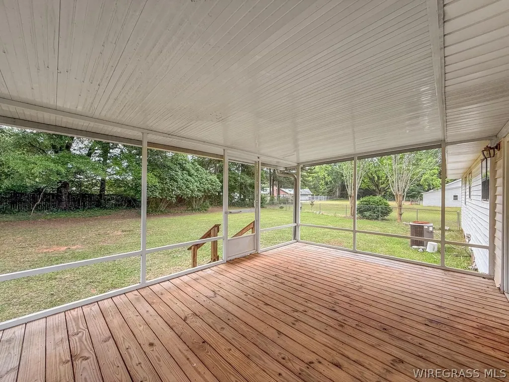 767 Will Logan Road Ozark AL 36360