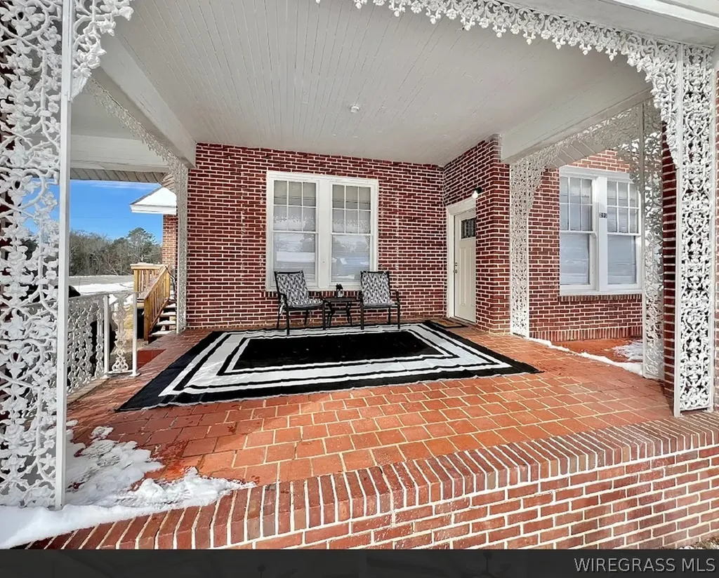 205 Adkinson Avenue Elba AL 36323