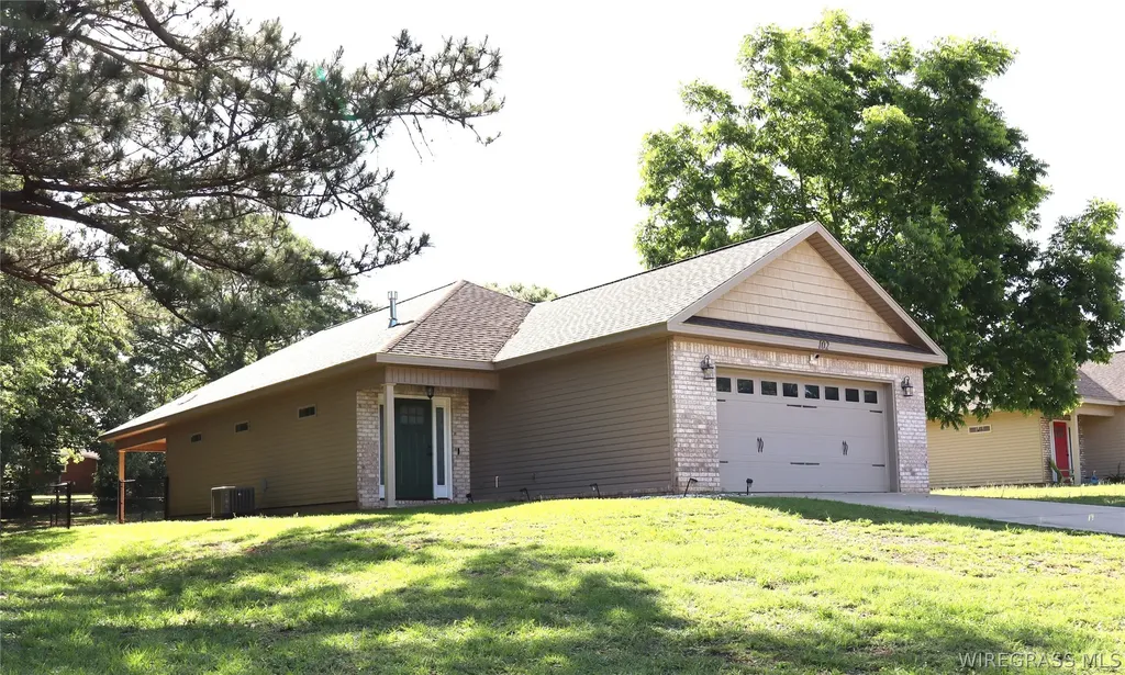 102 Mamie Street Enterprise AL 36330