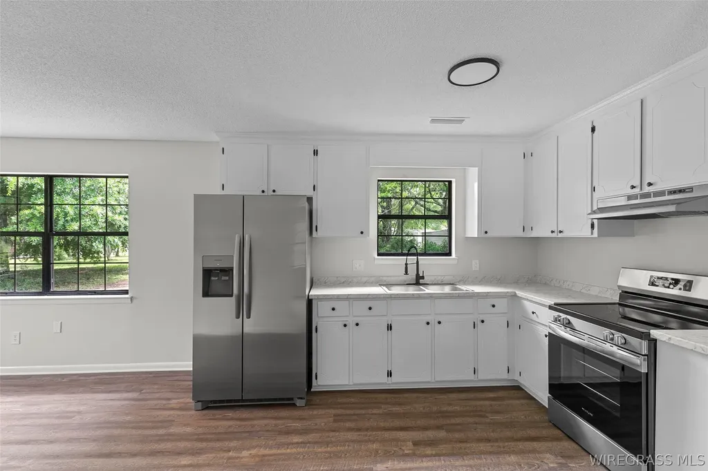 402 Coppinville Road Enterprise AL 36330