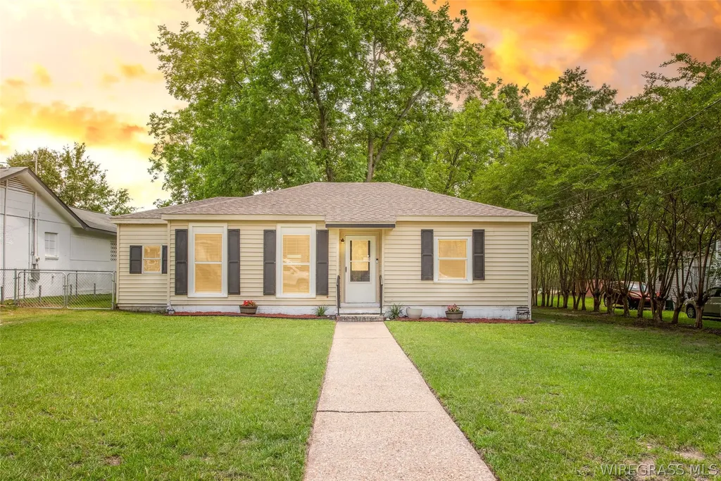 109 Hillman Street Dothan AL 36301