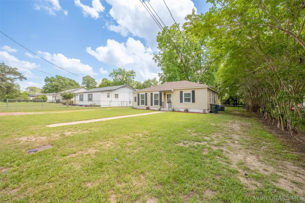 109 Hillman Street Dothan AL 36301