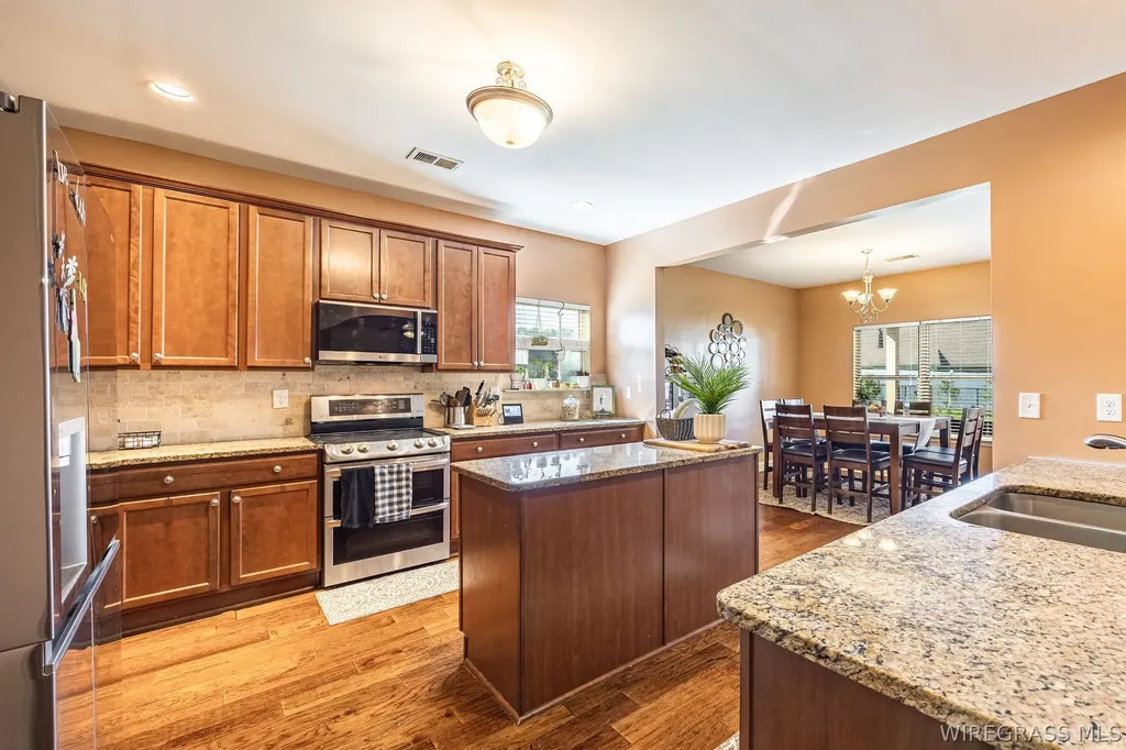 277 Silver Maple Lane Dothan AL 36301