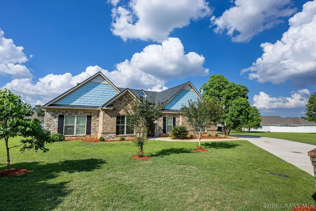 277 Silver Maple Lane Dothan AL 36301