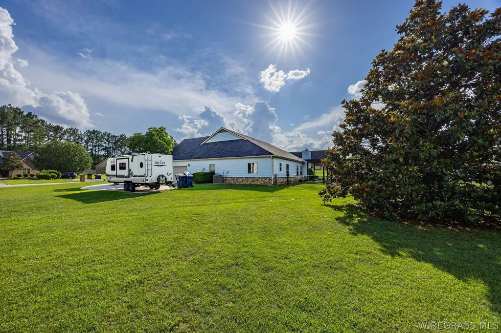 277 Silver Maple Lane Dothan AL 36301