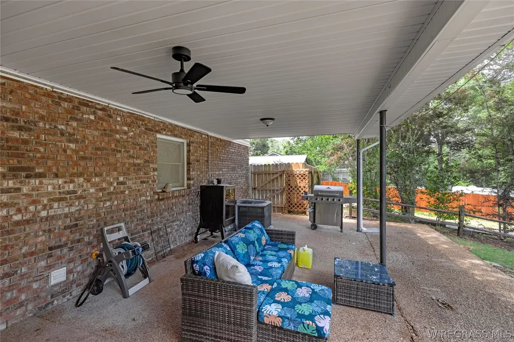 102 Bermuda Way Enterprise AL 36330