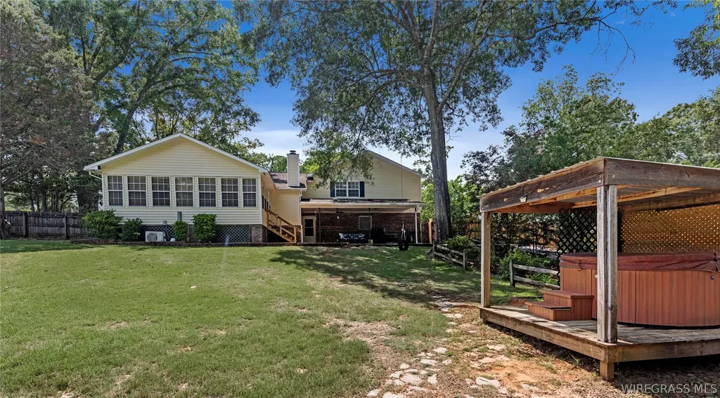 102 Bermuda Way Enterprise AL 36330