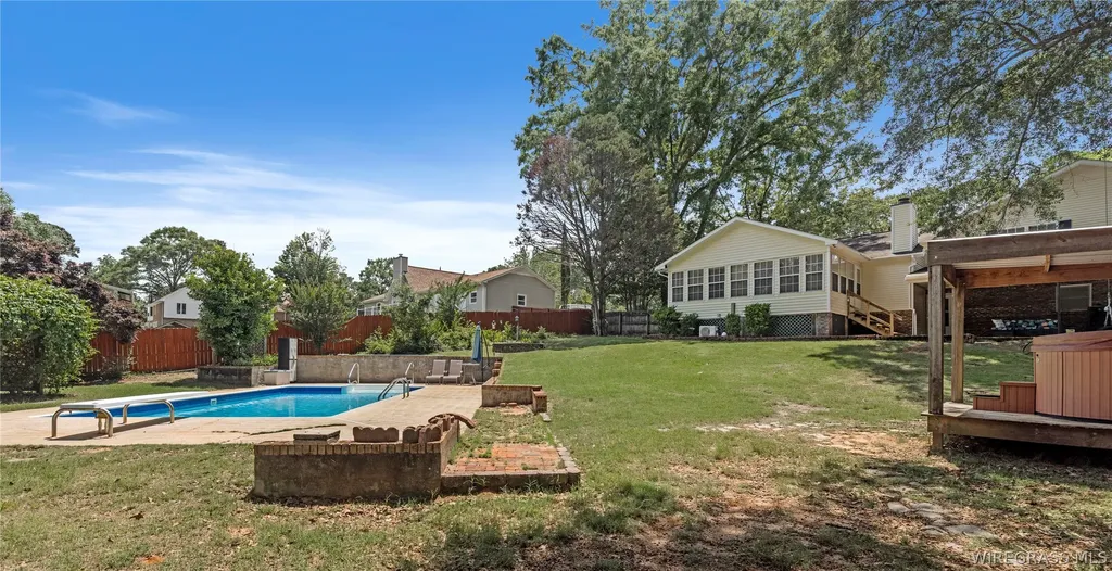 102 Bermuda Way Enterprise AL 36330