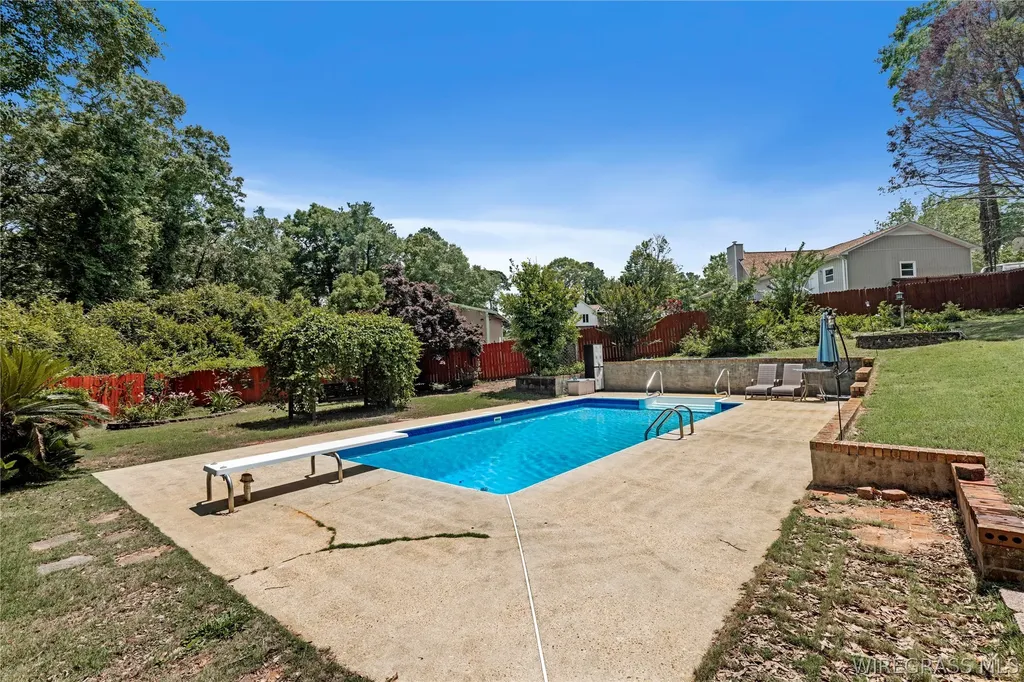 102 Bermuda Way Enterprise AL 36330