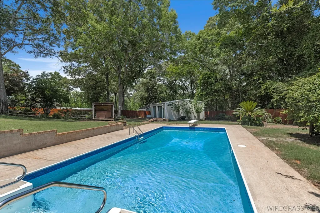 102 Bermuda Way Enterprise AL 36330