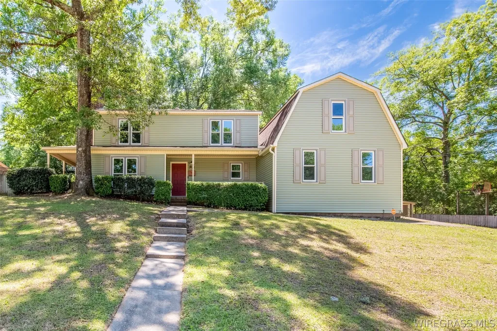 402 Wildwood Drive Enterprise AL 36330
