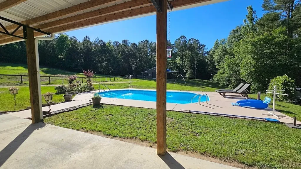 2283 County Road 50 Ozark AL 36360