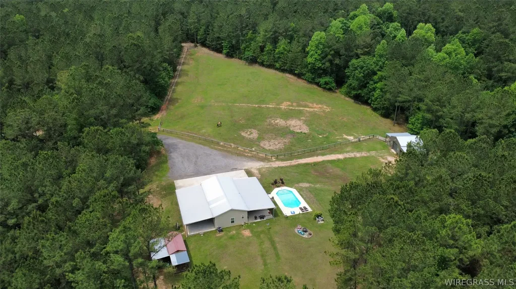 2283 County Road 50 Ozark AL 36360