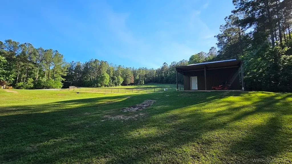 2283 County Road 50 Ozark AL 36360
