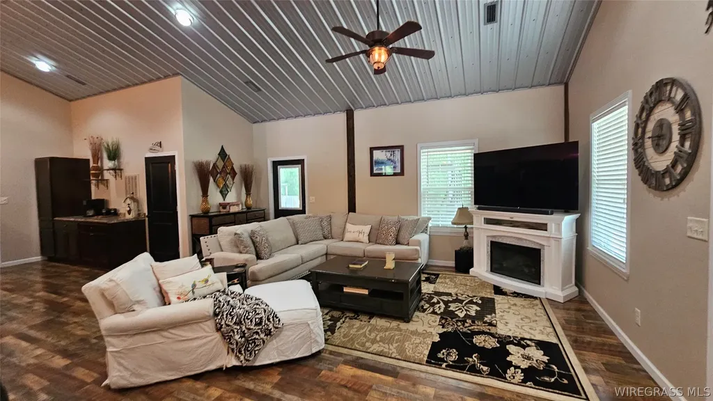 2283 County Road 50 Ozark AL 36360