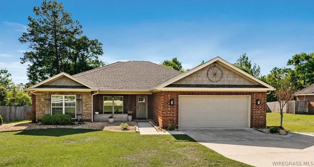 782 County Road 539 Road Enterprise AL 36330