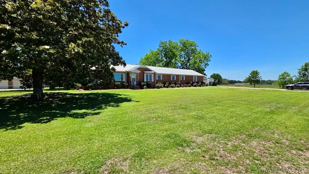 727 County Road 610 Enterprise AL 36330