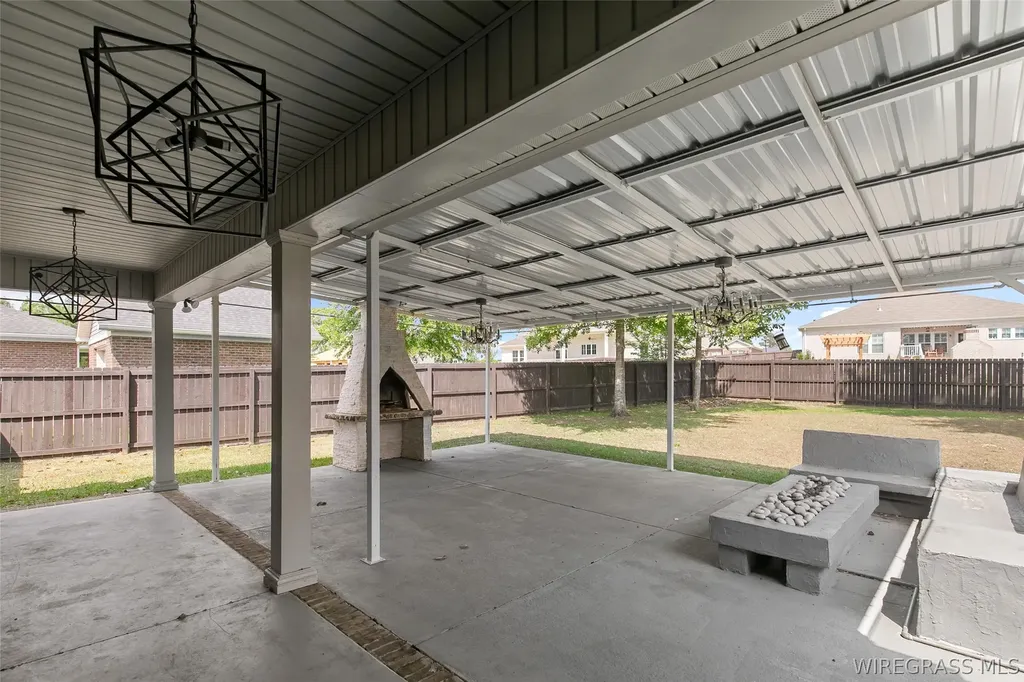 202 Cotton Ridge Lane Dothan AL 36301