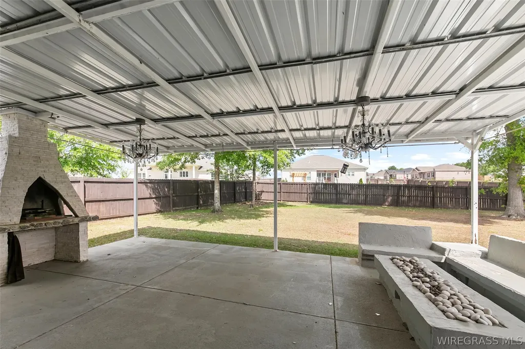 202 Cotton Ridge Lane Dothan AL 36301