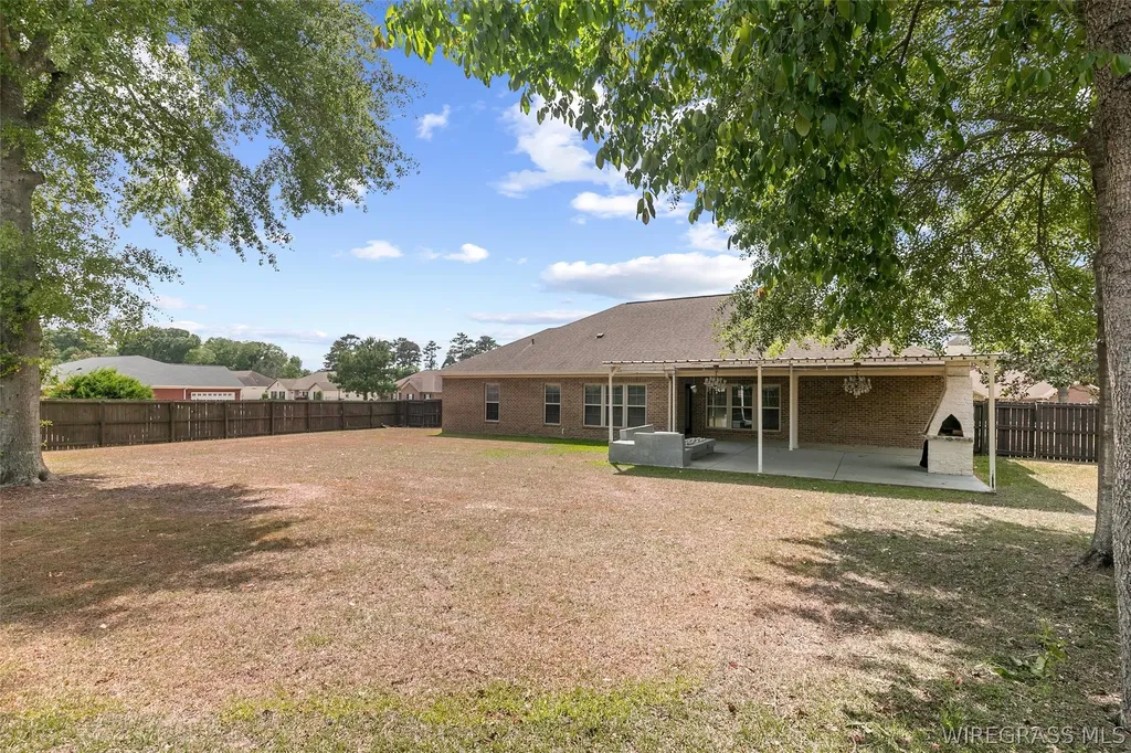 202 Cotton Ridge Lane Dothan AL 36301