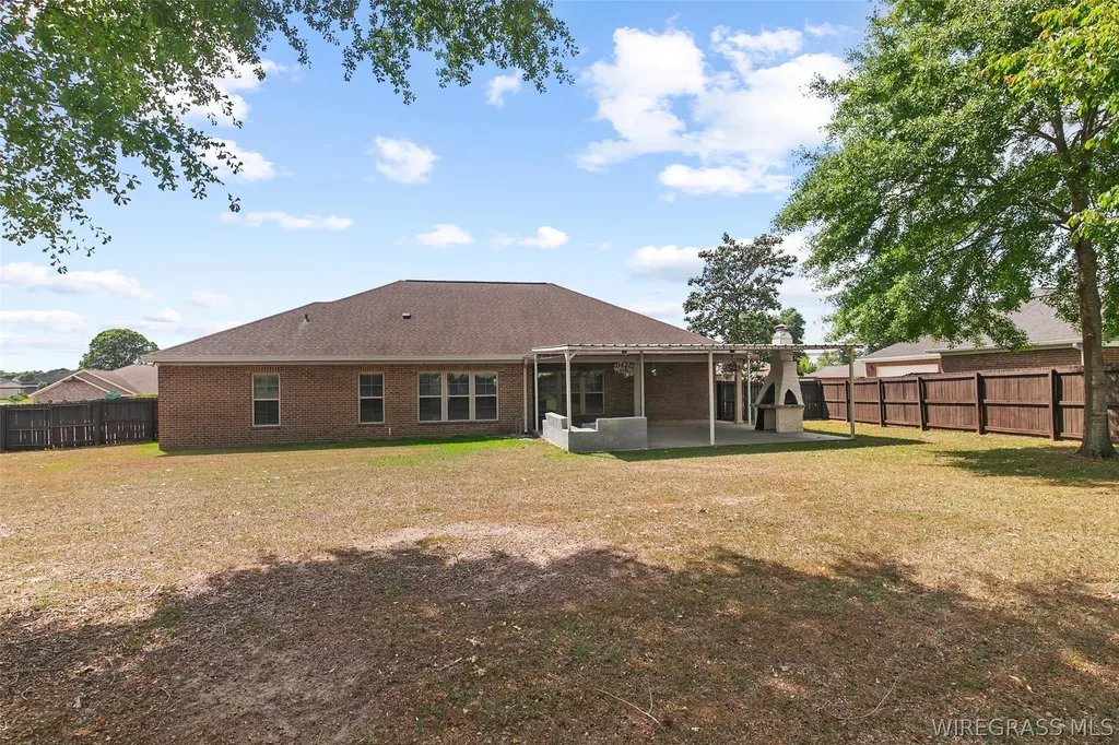 202 Cotton Ridge Lane Dothan AL 36301