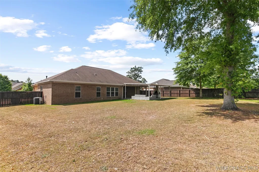 202 Cotton Ridge Lane Dothan AL 36301