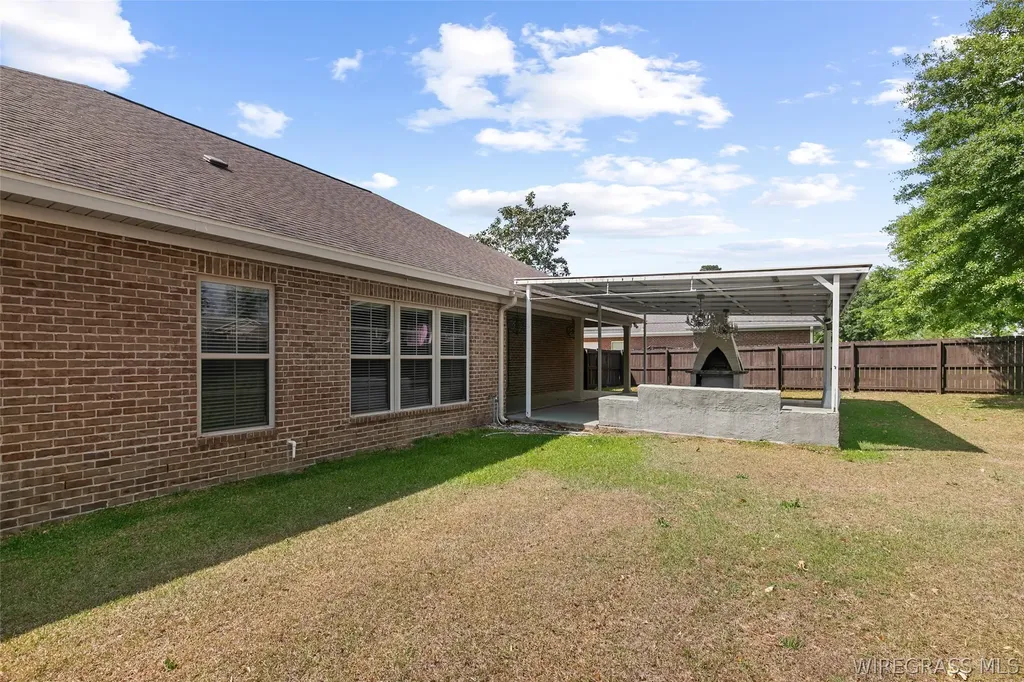 202 Cotton Ridge Lane Dothan AL 36301