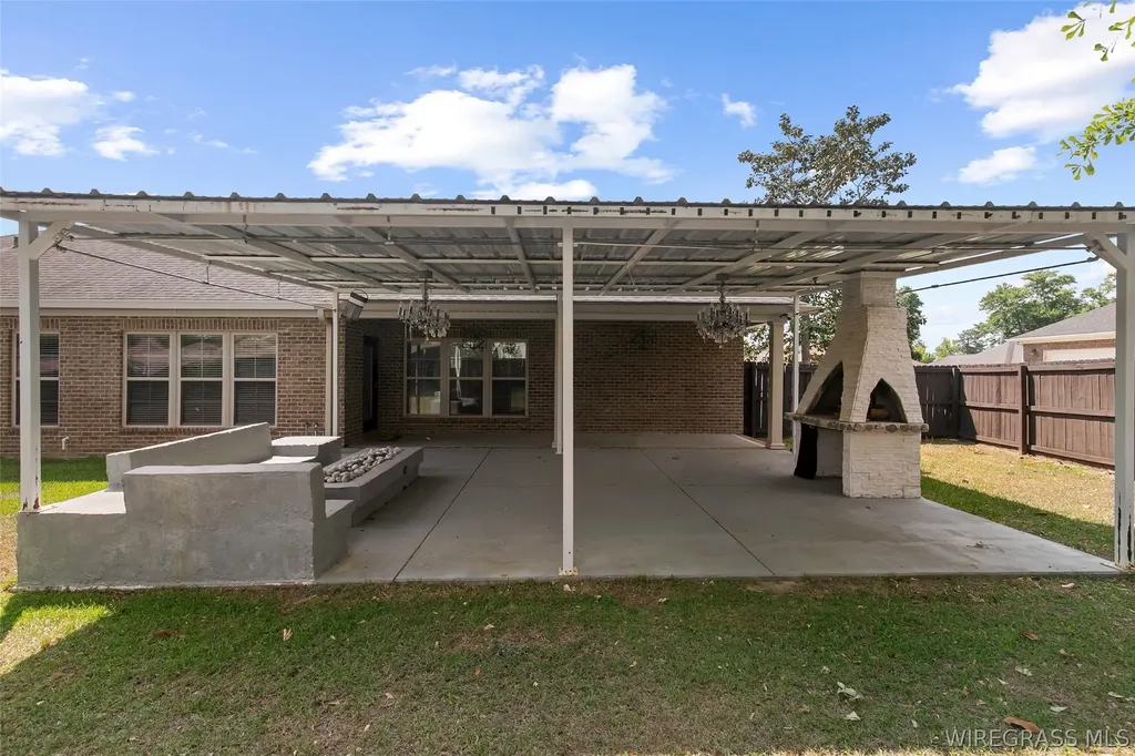 202 Cotton Ridge Lane Dothan AL 36301