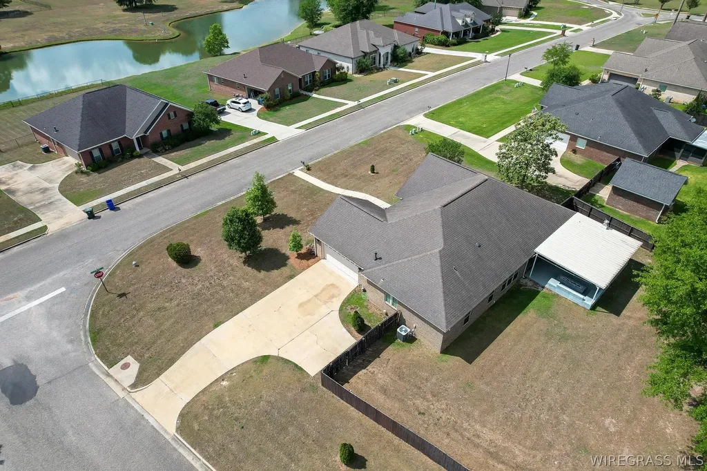 202 Cotton Ridge Lane Dothan AL 36301