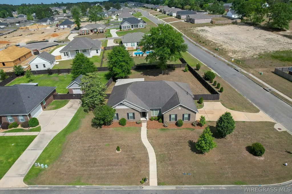 202 Cotton Ridge Lane Dothan AL 36301