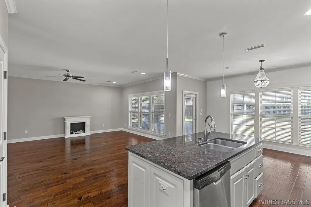 202 Cotton Ridge Lane Dothan AL 36301