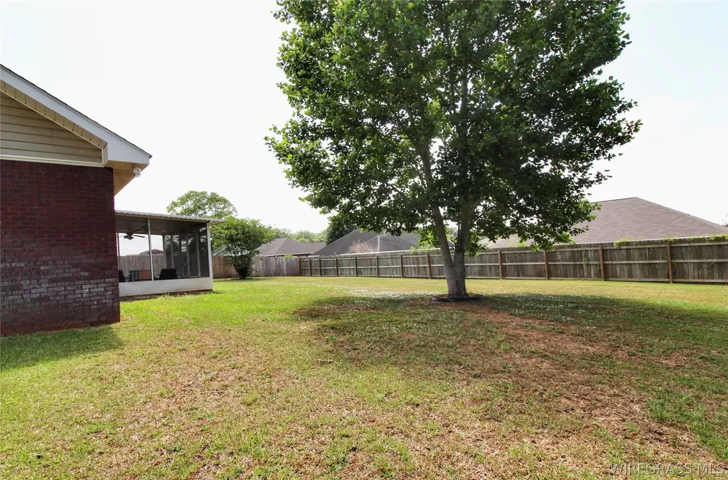 111 Autumn Way Enterprise AL 36330