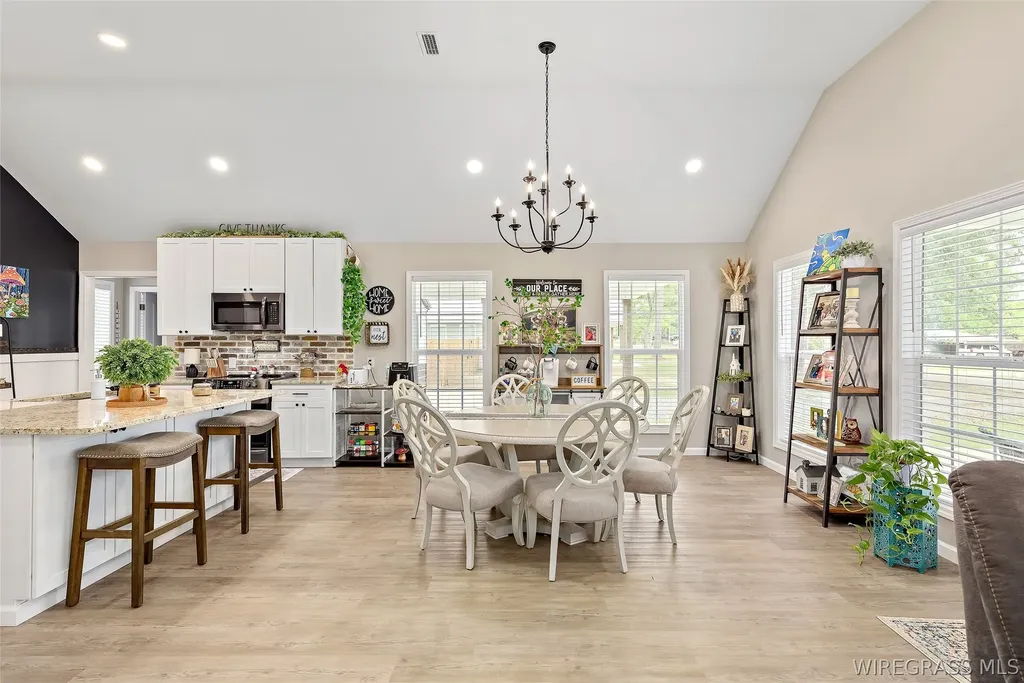 790 Dixie Road Slocomb AL 36375
