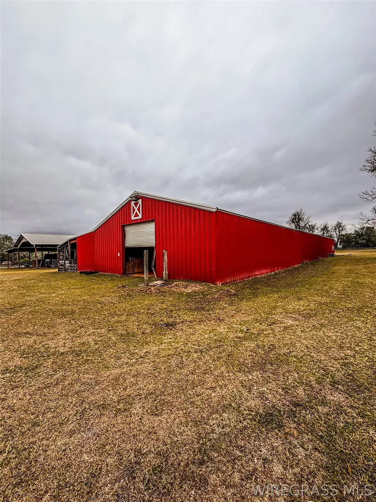 8971 State Highway 10 E AL 36373