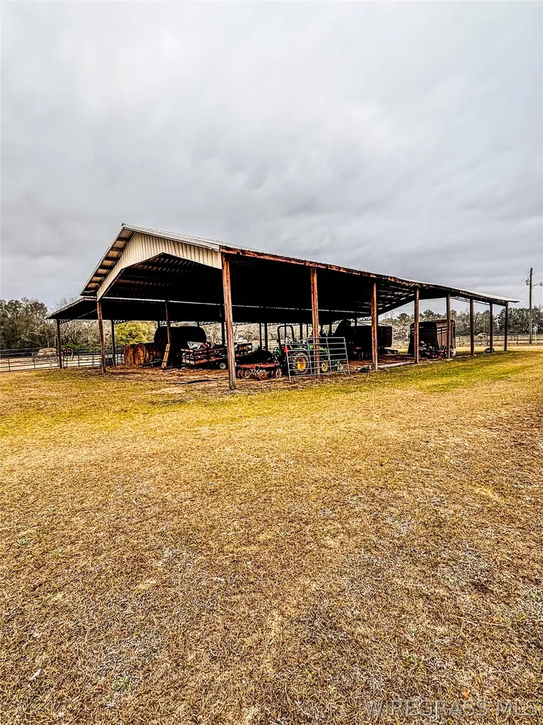 8971 State Highway 10 E AL 36373