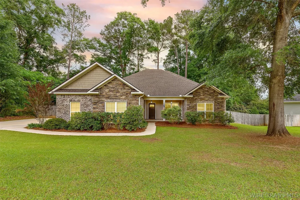 608 S Oak Ridge Drive Enterprise AL 36330