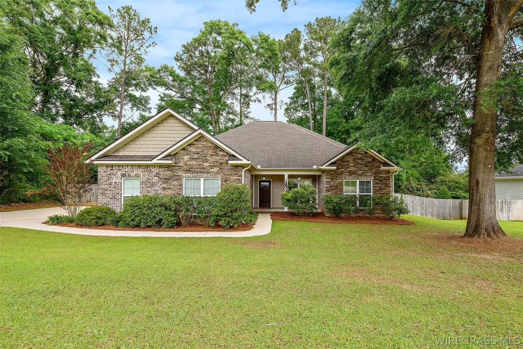 608 S Oak Ridge Drive Enterprise AL 36330