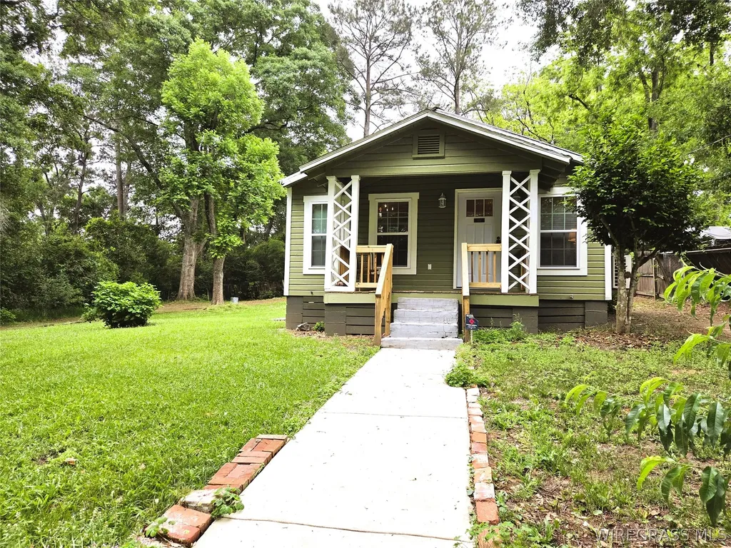 106 E Edgewood Drive Enterprise AL 36330