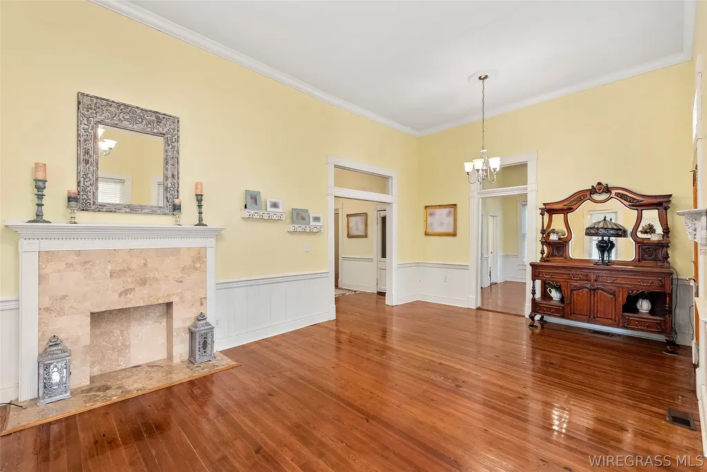 409 W Lee Street W Enterprise AL 36330