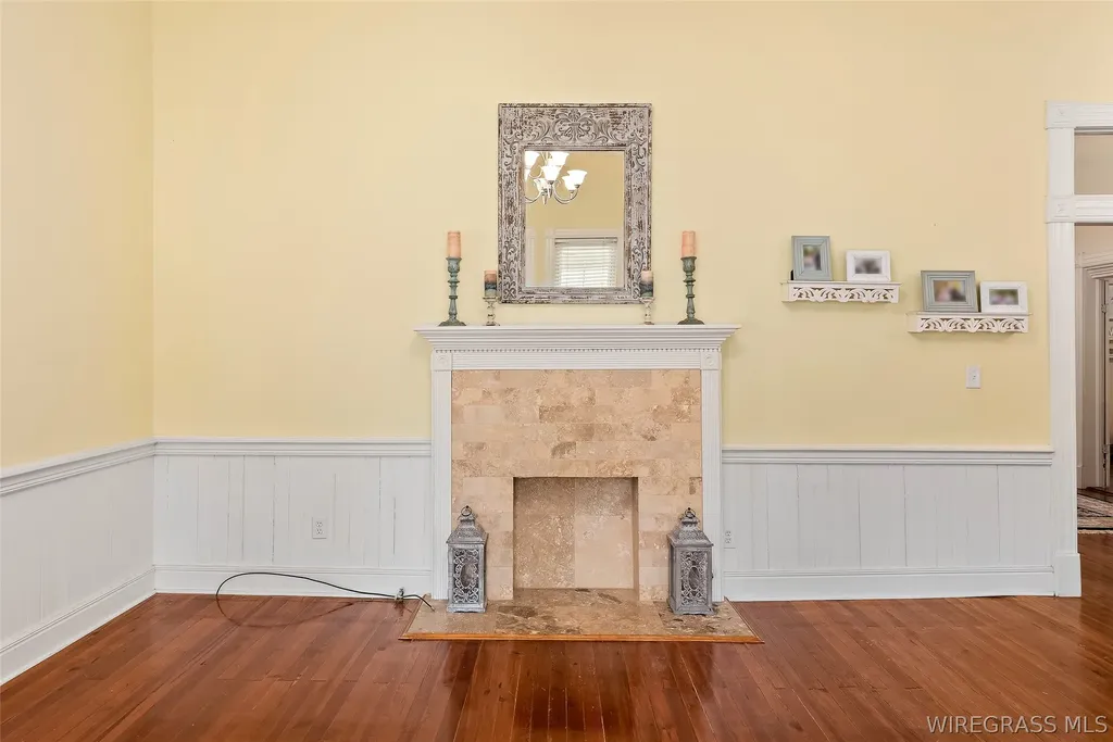 409 W Lee Street W Enterprise AL 36330