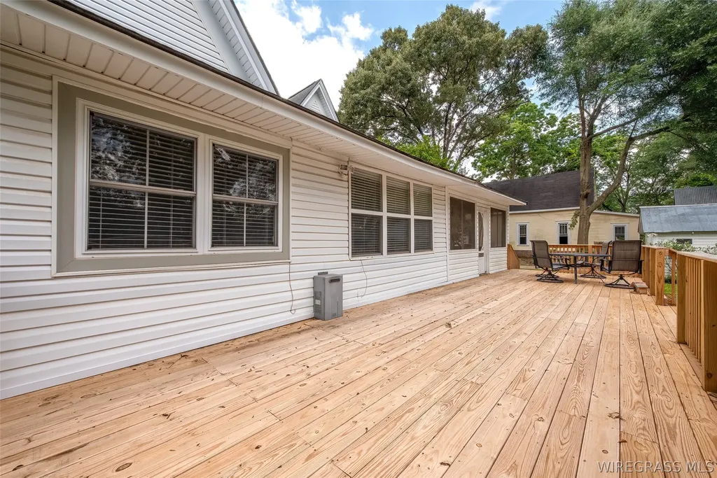 409 W Lee Street W Enterprise AL 36330