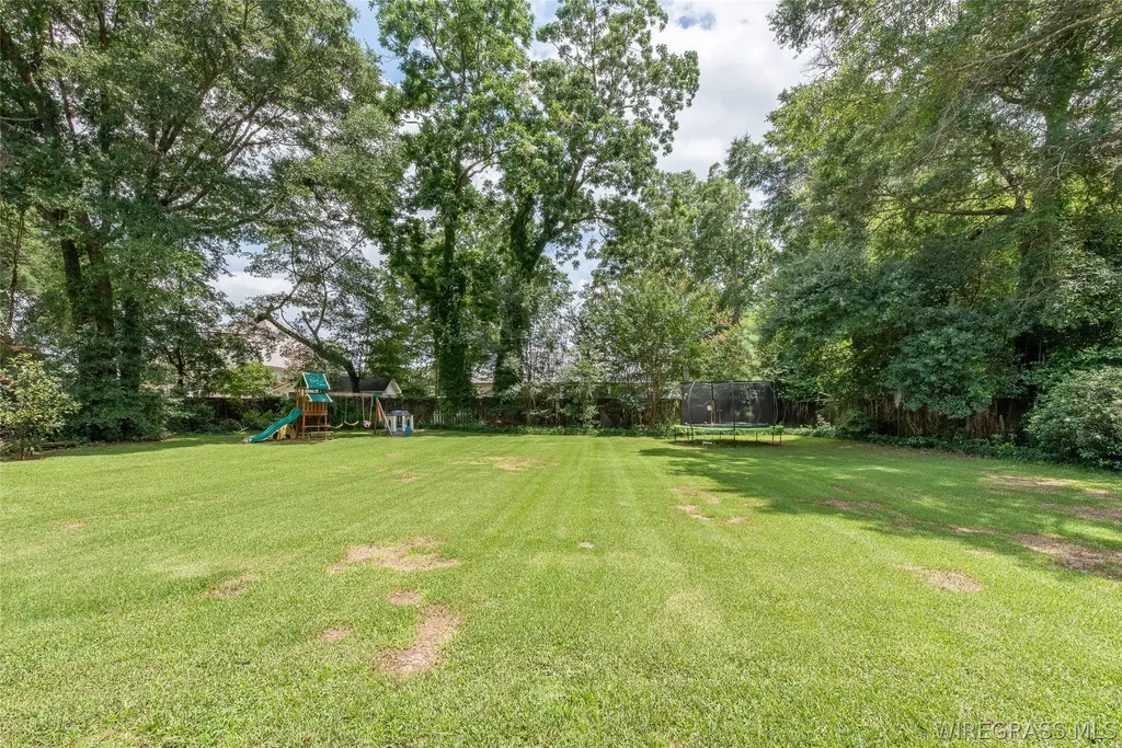 409 W Lee Street W Enterprise AL 36330