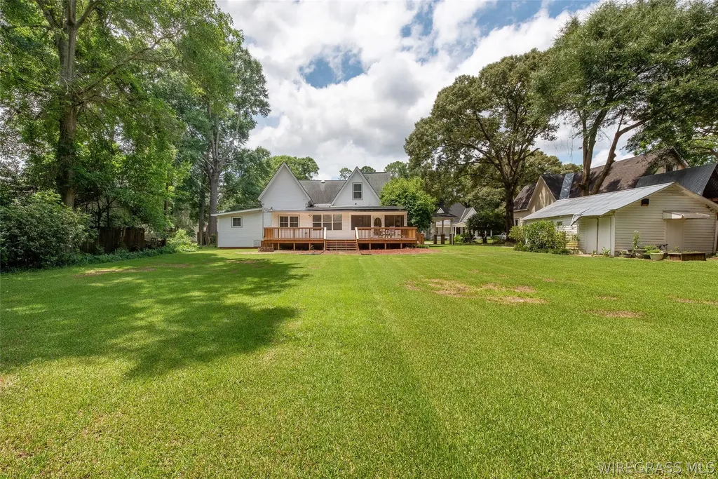 409 W Lee Street W Enterprise AL 36330