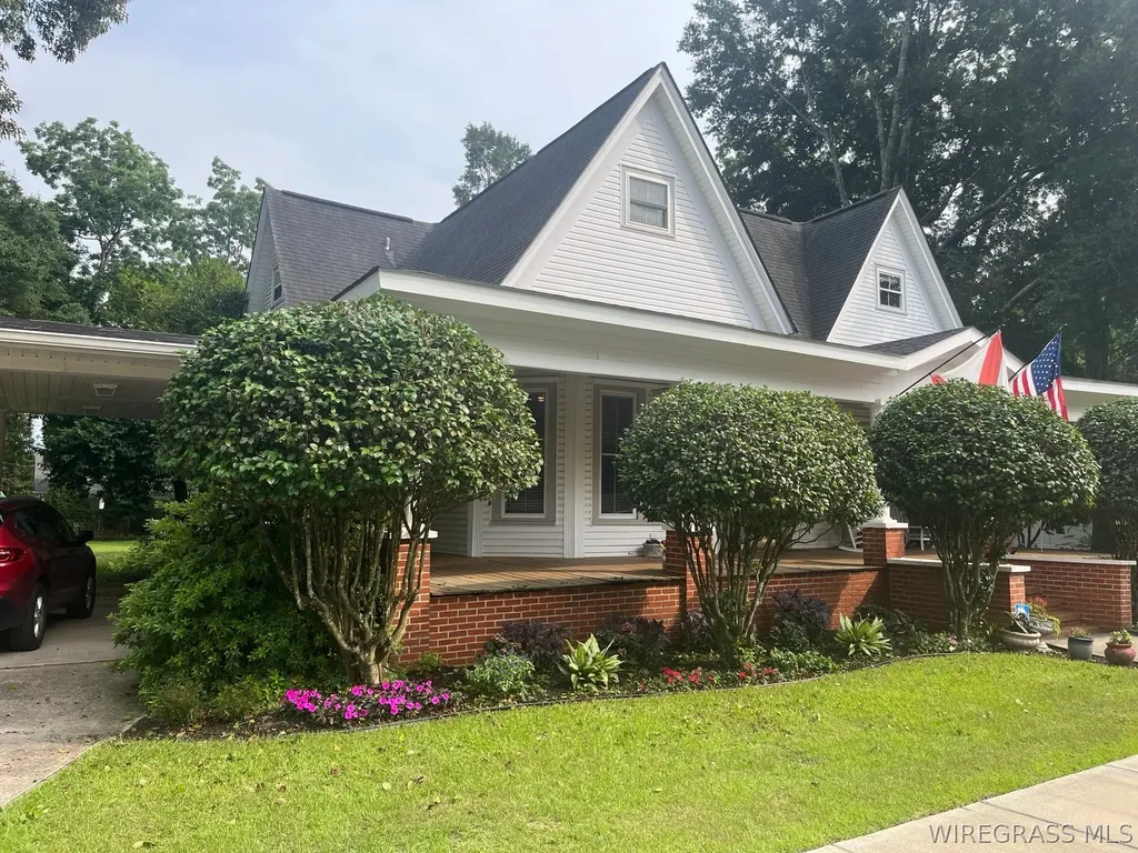 409 W Lee Street W Enterprise AL 36330